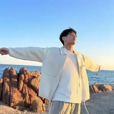秦璨瑞